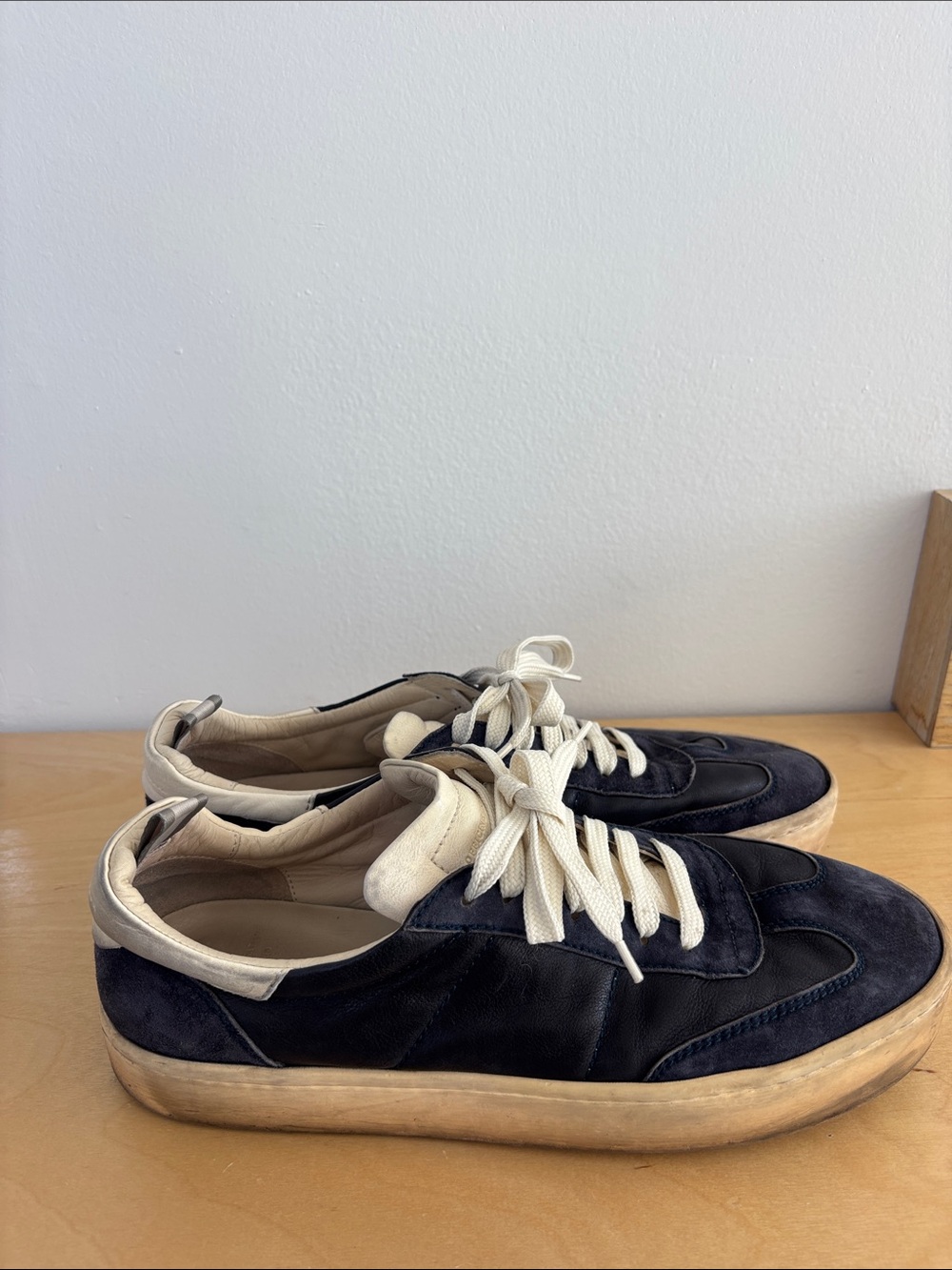 Officine Creative Men's Navy and Cream Low-Top Sneakers